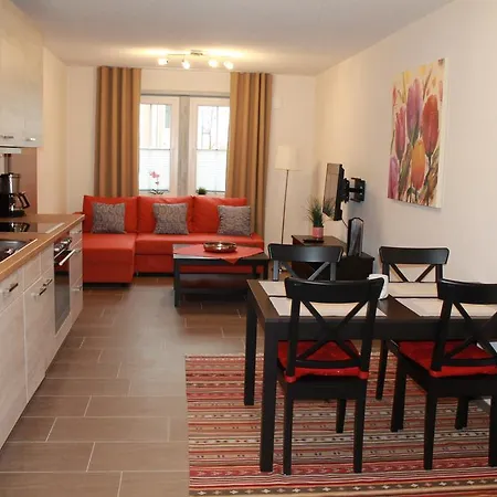 Appartement Ferienwohnung Am Schloss *