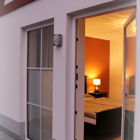 Appartement Ferienwohnung Am Schloss *